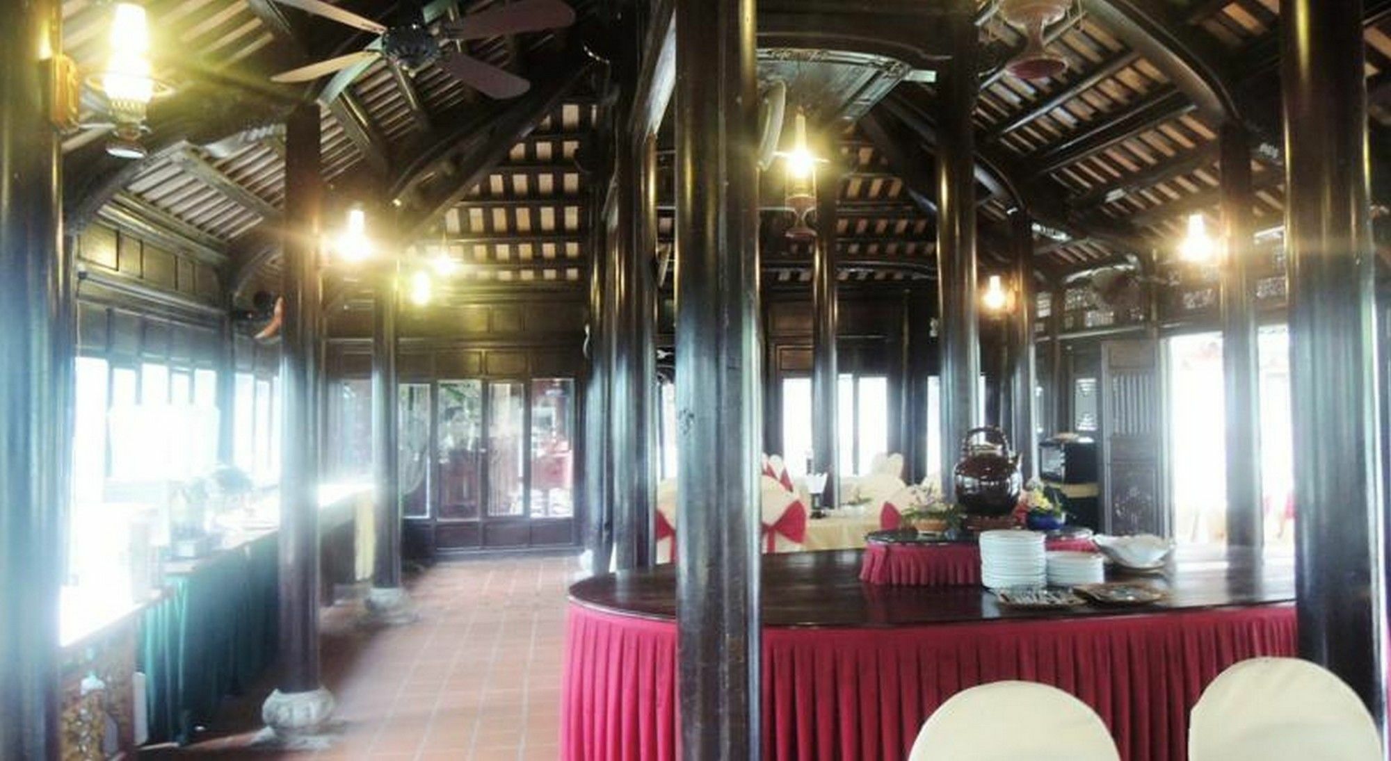 Thanh Noi Hotel Hue Zewnętrze zdjęcie
