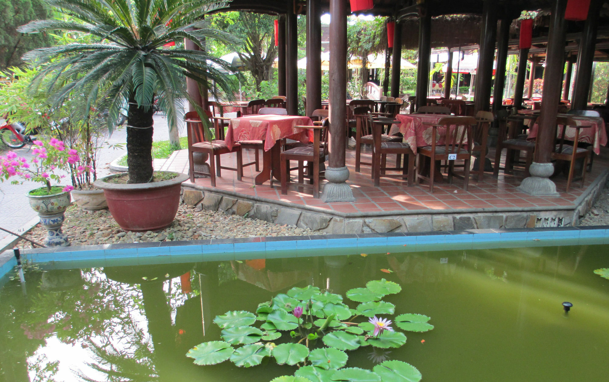 Thanh Noi Hotel Hue Zewnętrze zdjęcie